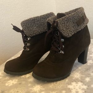 Unbranded size 42 brown heeled booties